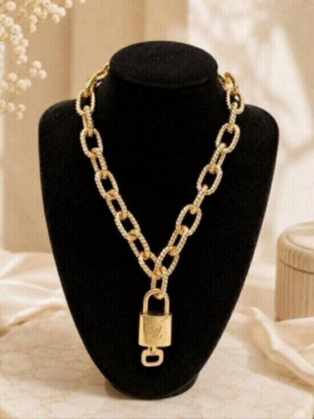 Authentic Louis Vuitton Lock & Key w/ Unbranded Gold Plated Gold Chain Necklace